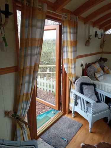 Glamping Malvern Shepherd Hut