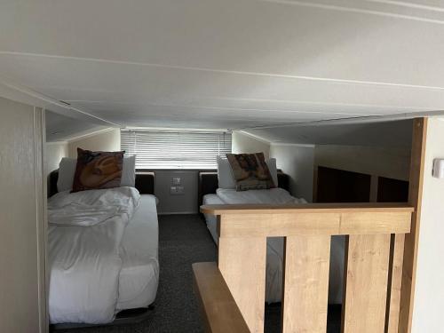 Hotel Gulliver's Valley, M1, Jct 31