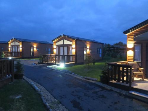 Hotel Gulliver's Valley, M1, Jct 31