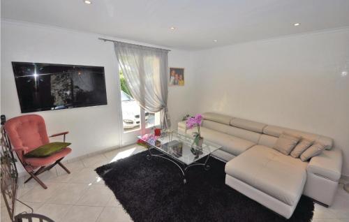 Holiday Home Les Hauts De Bagnols