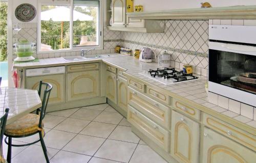 Holiday Home Les Hauts De Bagnols