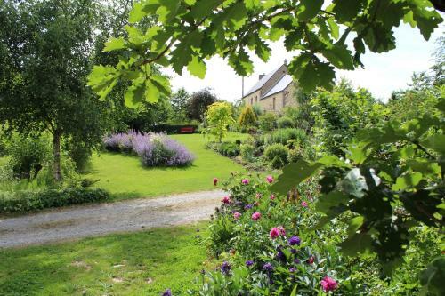 Bed & Breakfast Au Jardin Des Violettes
