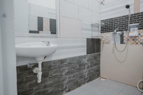 Hostal Reddoorz @ Beringin Jambi