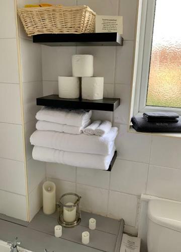 Explorers Nook Spacious Yorkshire Wolds Apartment With Cycle Storage