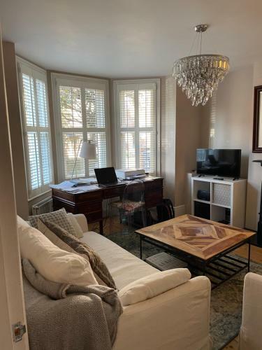 Villa Marlow Victorian Townhouse