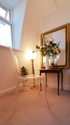 Apartamento Elegant 5 Bed 4 Bath 'vogue House' Parisian Style Home