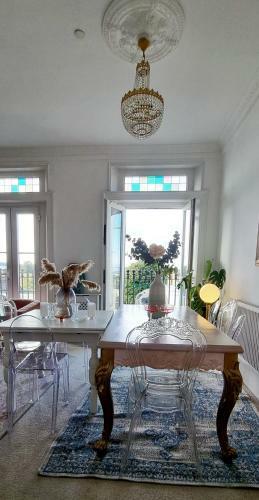 Apartamento Elegant 5 Bed 4 Bath 'vogue House' Parisian Style Home