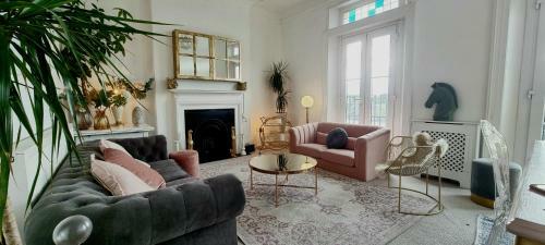 Apartamento Elegant 5 Bed 4 Bath 'vogue House' Parisian Style Home