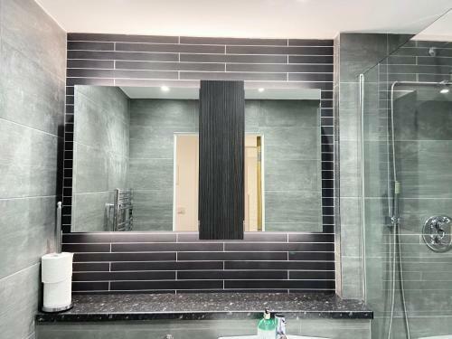 The Works - Private One Bedroom Apartment