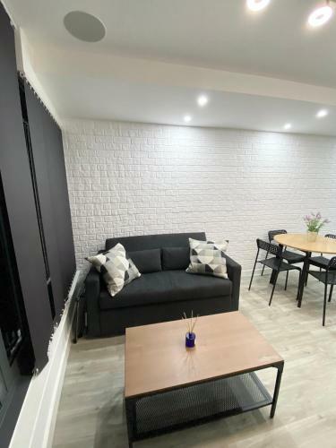 The Works - Private One Bedroom Apartment