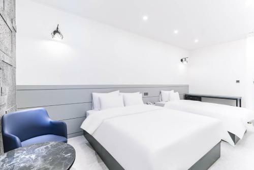 Pyeongtaek Godeok Rich Stay Hotel