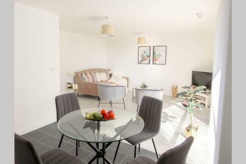 Apartamento Modern Fresh 2bd Apt Close To Centre And Uni-slps5