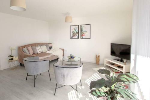 Apartamento Modern Fresh 2bd Apt Close To Centre And Uni-slps5