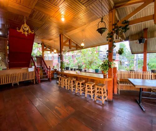 Hotel Spot On 2537 Bunda House