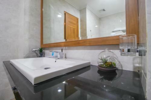 Ocean Beach Hotel Padang
