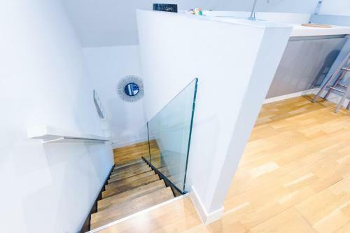 Rest & Recharge At Ash House Near Mediacityuk