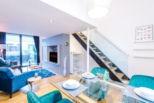 Rest & Recharge At Ash House Near Mediacityuk