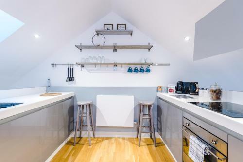 Rest & Recharge At Ash House Near Mediacityuk