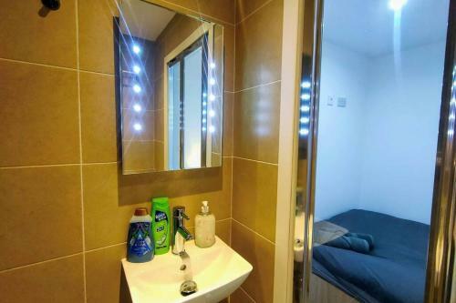City Centre Residential Studio Apartment