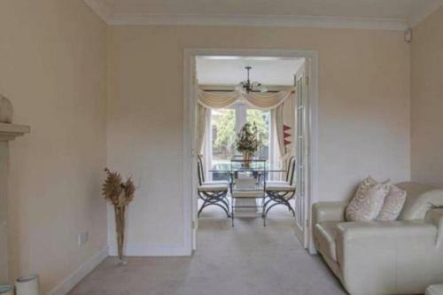 Luxury 4 Bedroom House