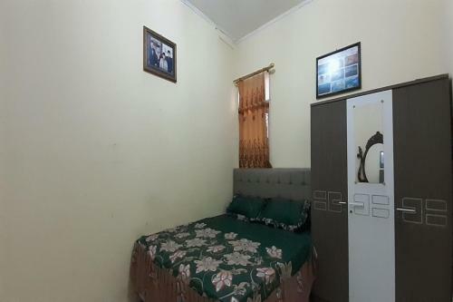 Hotel Oyo 90812 Hayza Residence Syariah
