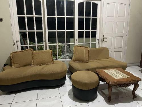 Hotel Oyo 90812 Hayza Residence Syariah