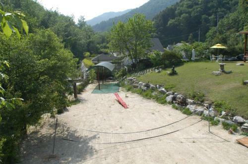 Anna House Valley Pension