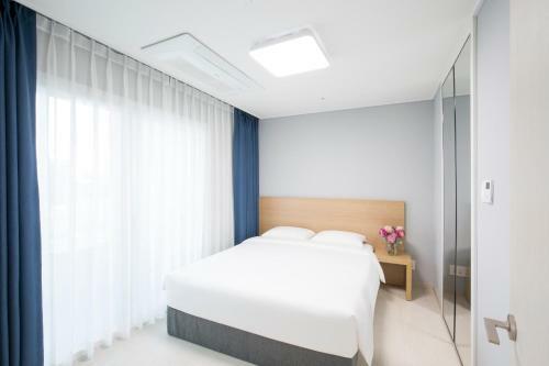 Yeosu Ungcheon Hotel First City