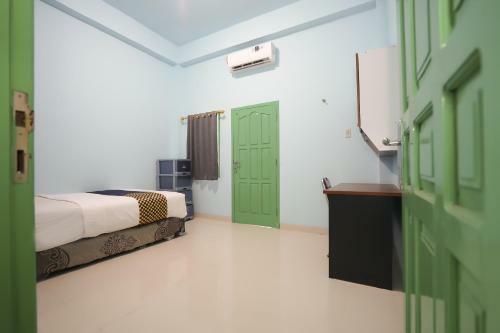 Hotel Spot On 2738 818 Home Stay