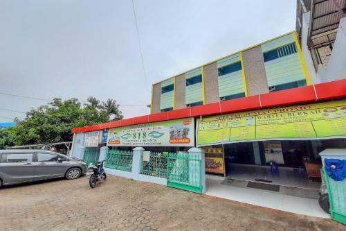 Hotel Spot On 2738 818 Home Stay