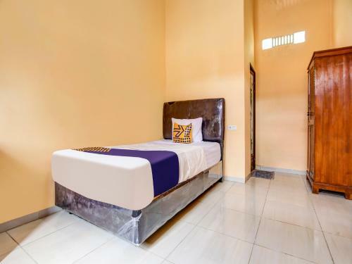Hotel Spot On 90433 Serasi Kost