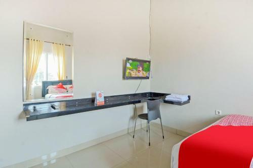 Hotel Oyo 3232 Rd Kost
