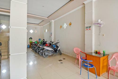 Hotel Oyo 3232 Rd Kost