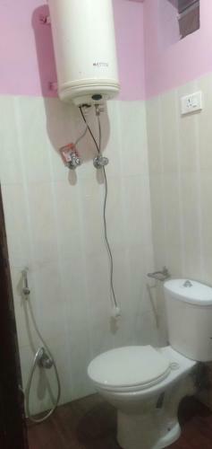 Lama Hotel & Travels