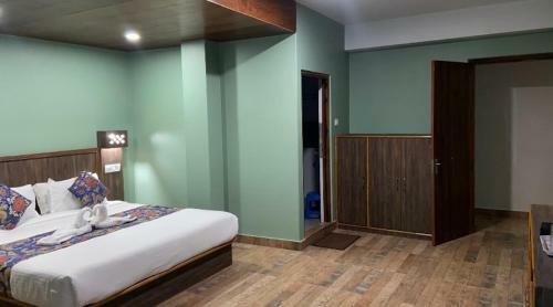 Hotel Maitreyazimkhang