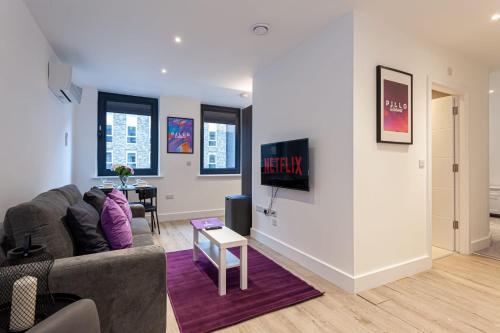 Modern, Luxury One Bedroom Apartment In Manchester, Sleeps 4