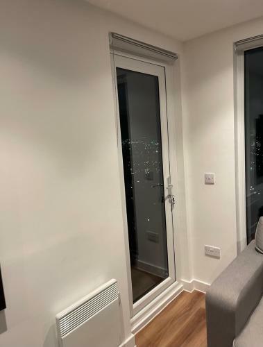 Luxury Apartment Manchester With Balcony Views
