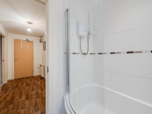 Pass The Keys Spacious Manchester Apartment With Parking