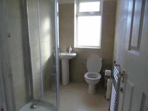 Hostal Salford Rooms
