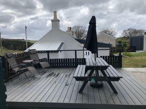 Bruxie Holiday Cottages - Honeysuckle Cottage
