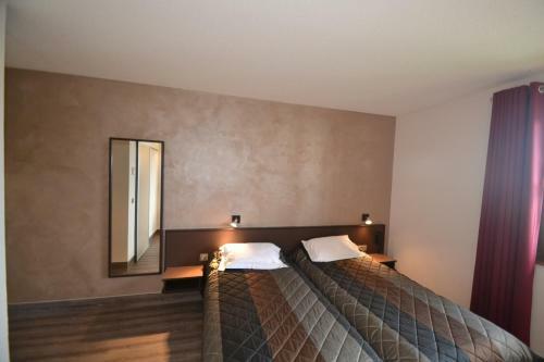 Hotel H�tel Restaurant Les Aliz�s