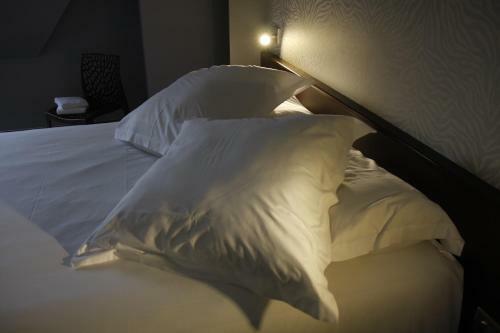 Hotel H�tel Restaurant Les Aliz�s
