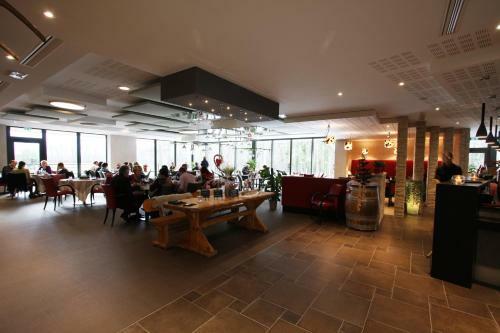 Hotel H�tel Restaurant Les Aliz�s