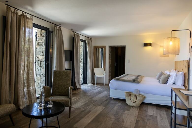Hotel H�tel Case Latine