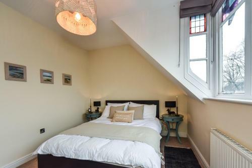 Olde Englishe Flat 10