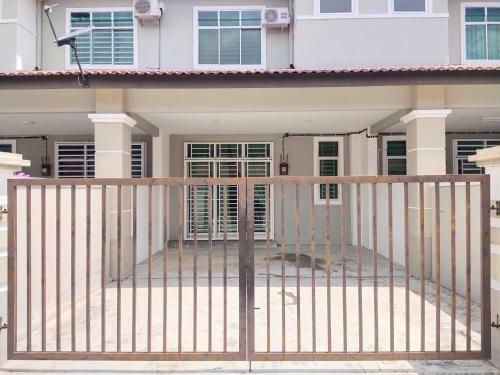 Axaida Homestay Parit Jawa
