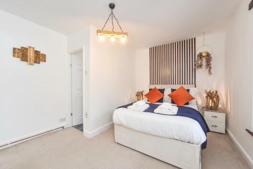 Castle View Cottage, A Charming Three-bedroom Cottage Matlock