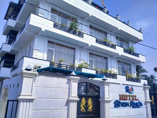 Hotel Bivon Reach By Travel Corners