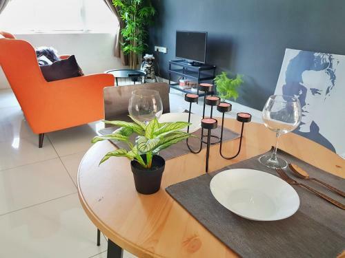 Apartamento No.4 The Cave @ Puchong Skypod Residence