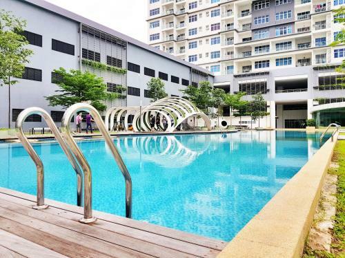 Apartamento No.4 The Cave @ Puchong Skypod Residence